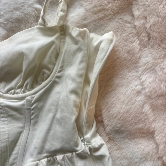 Bershka Corset Top - Picture 2 of 3